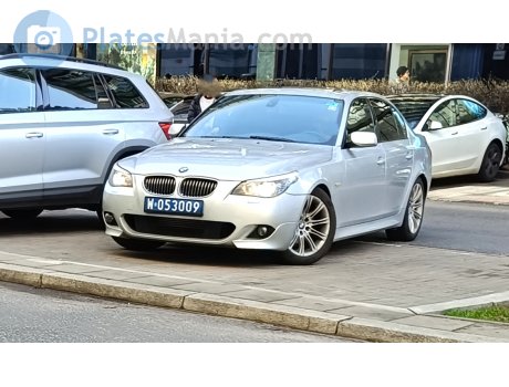 W 053009, BMW 5 Series