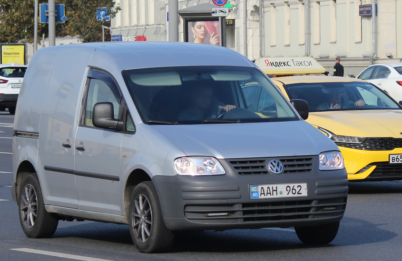 AAH 962, Volkswagen Caddy 3rd gen (2K), 2004–2010