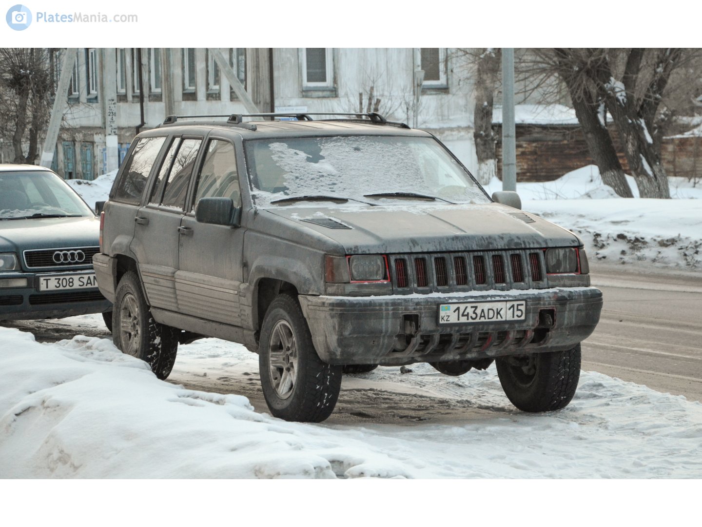 143 ADK 15, Jeep Grand Cherokee 1st gen (ZJ), 1993–1998