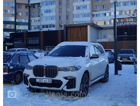 007 XX 04, BMW X7