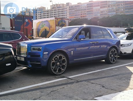 9 R, Rolls-Royce Cullinan