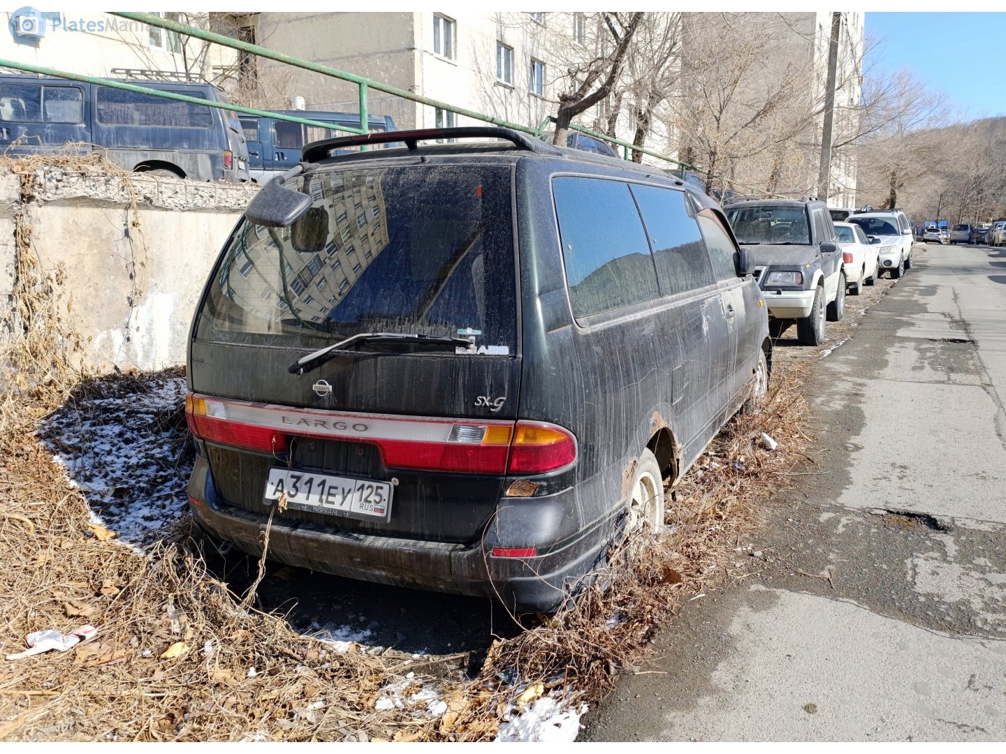 а 311 еу 125, Nissan Largo 1st gen (W30), 1993–1999