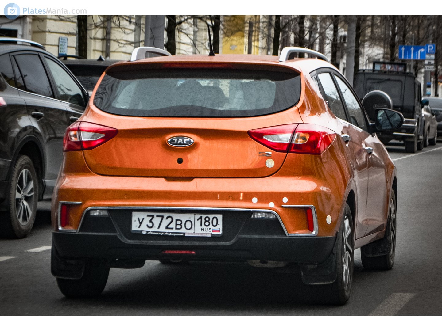 у 372 во 180, JAC S2 2015­–2021