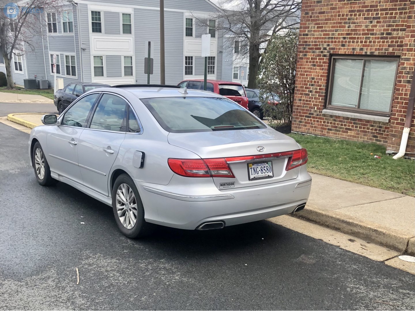 TNG-8580, Hyundai Azera 2nd gen (HG), 2011–2017