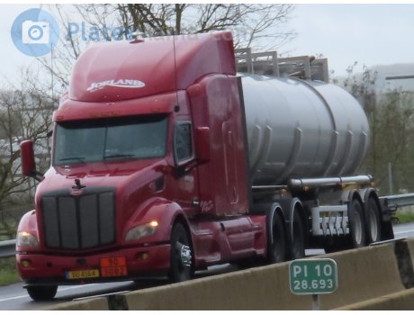 DU 4164, Peterbilt 579