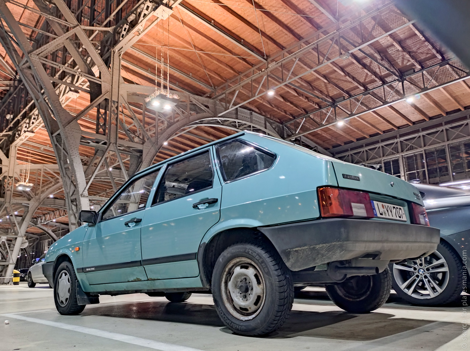 L YY 707, Lada (VAZ) 2109 2109 Спутник (Samara/Forma/Sputnik), 1987–2004 (–2011 for others)