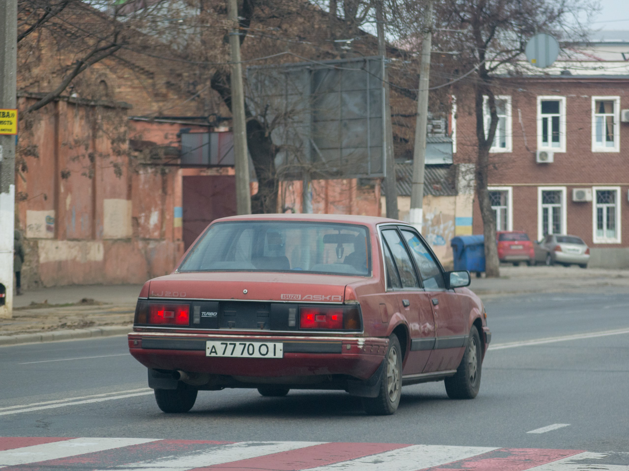 а 7770 ОІ, Isuzu Aska 1st gen (Florian Aska) (JJ110), 1983–1989