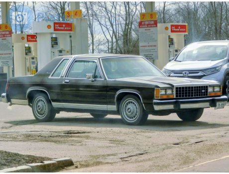 99-499, Ford Crown Victoria