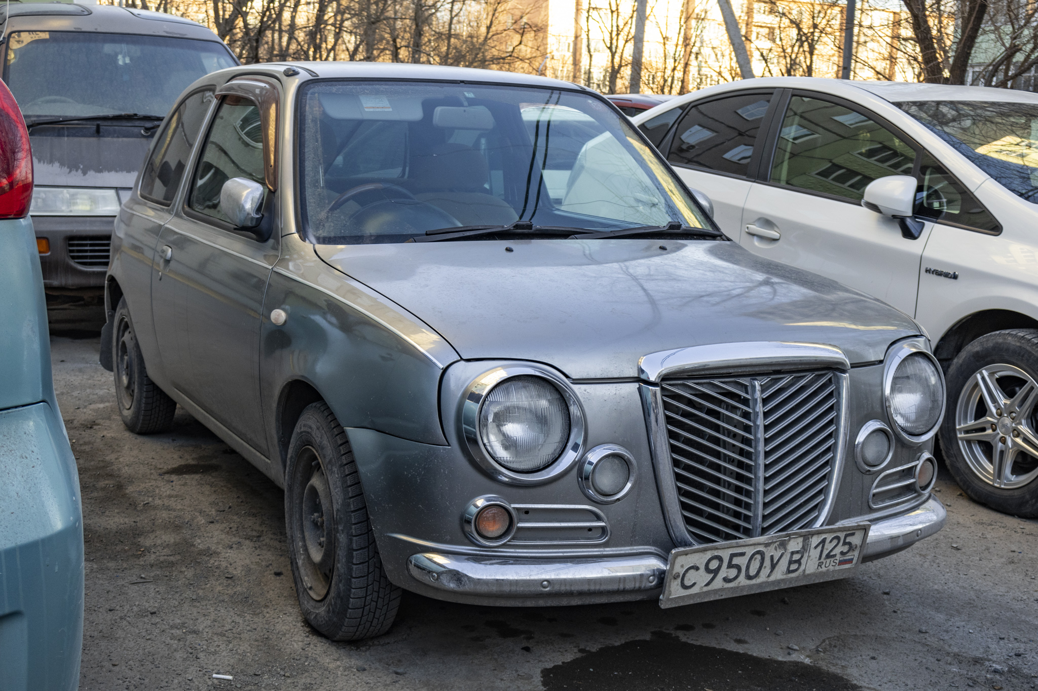 с 950 ув 125, Nissan March 2nd gen Bolero (K11; JP-market), 1999–2003