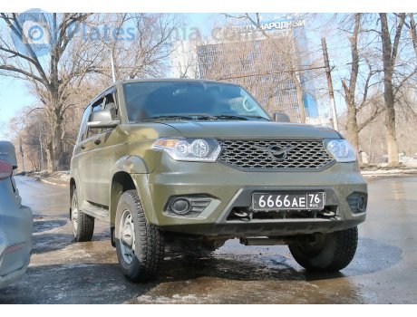 6666 ае 76, UAZ 3163 Patriot