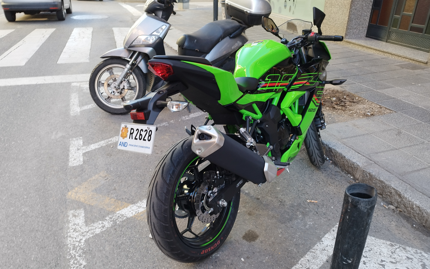 R 2628, Kawasaki Ninja 125 / Z125 