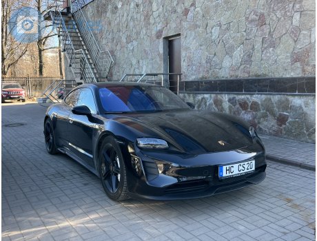 HC CS 20, Porsche Taycan