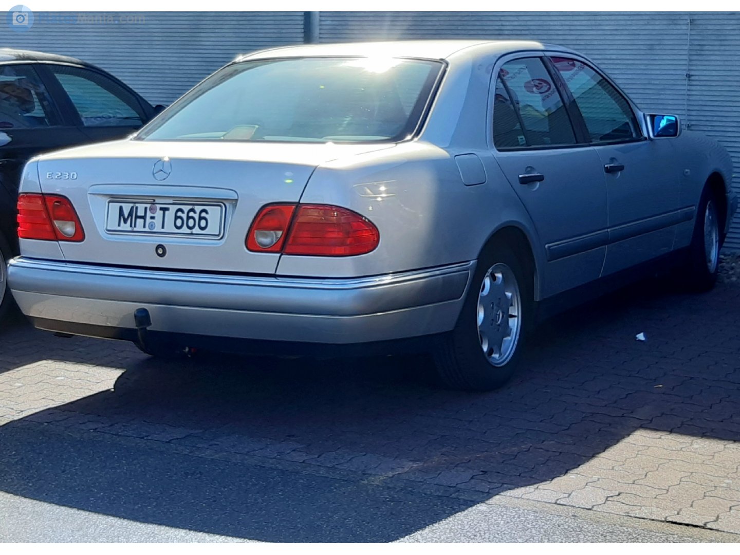 MH T 666, Mercedes-Benz E-Klasse 2nd gen Sedan (W210), 1995­–2002