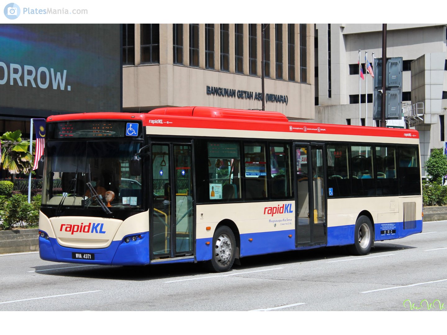 WVA 4371, Gemilang K230UB 