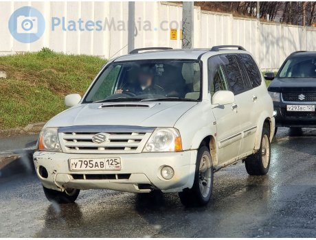 у795ав125, Suzuki Grand Escudo