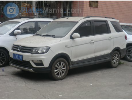 川K·XD237, DongFeng Fengguang 370