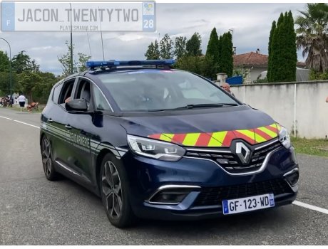 GF-123-WD, Renault Scénic