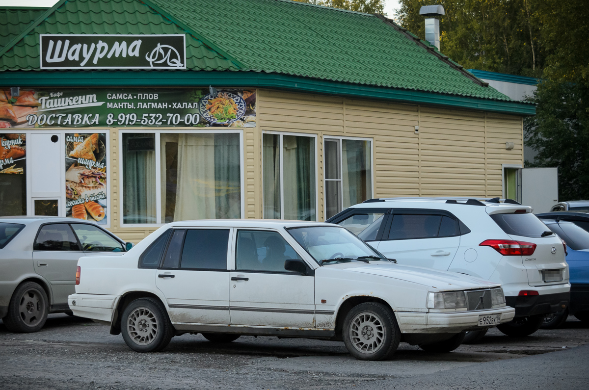 е 952 вк 186, Volvo 940 1st gen Sedan (944), 1990–1998