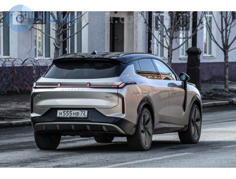 н555нв72, Lynk & Co 08