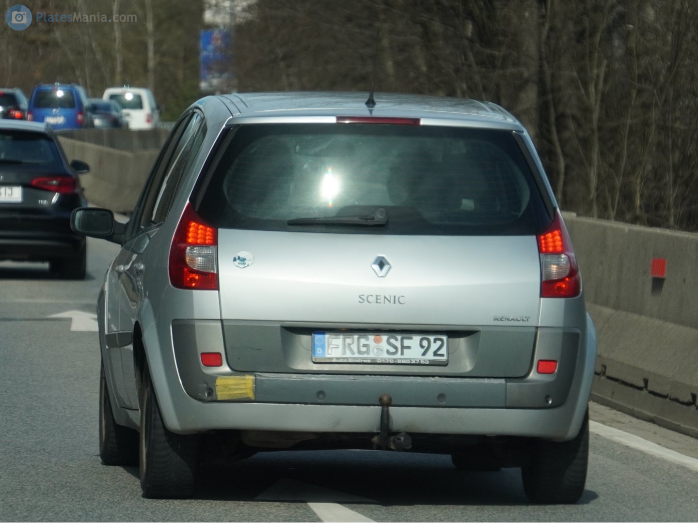 FRG SF 92, Renault Scénic 2nd gen (J84), 2003–2009
