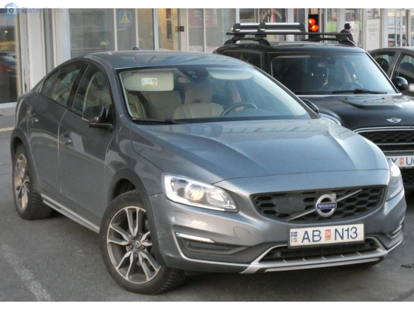 AB N13, Volvo S60 2nd gen Cross Country (134), 2015–2018