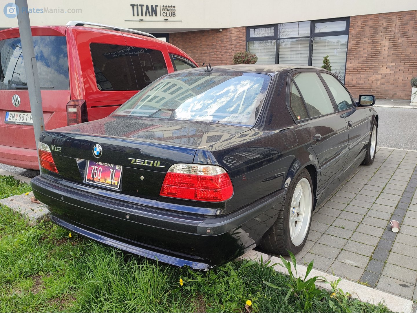 750 IL, BMW 7 Series 3rd gen (E38), 1995–2001