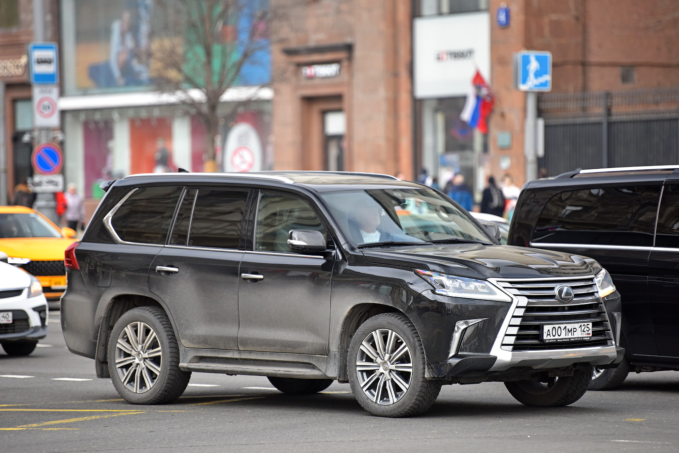 а 001 мр 125, Lexus LX 3rd gen (J200), 2nd facelift, 2015–2021