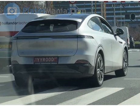 YYR 00D, XPeng G6