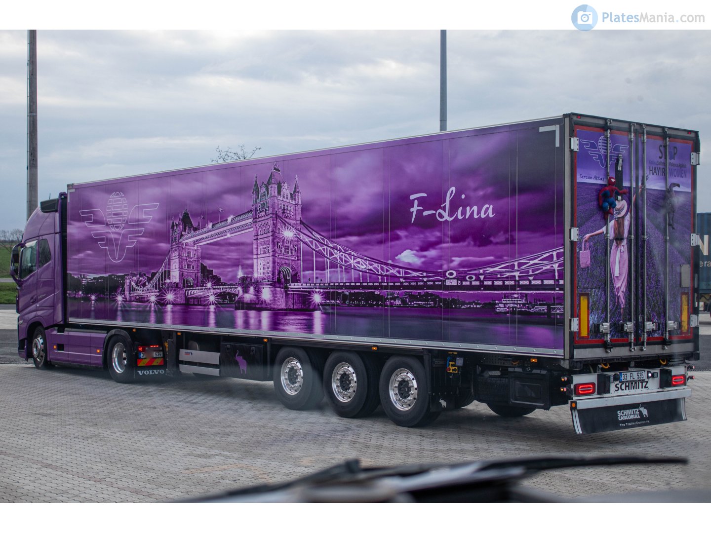 33 FL 535, Schmitz SKO 