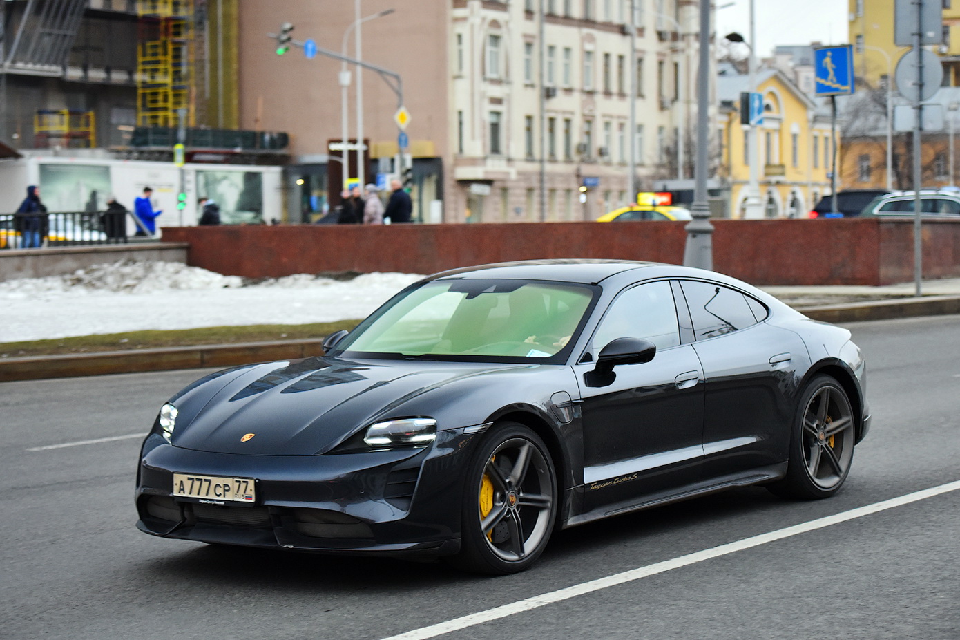 а 777 ср 77, Porsche Taycan 1st gen Sedan (9J1), 2019–2024