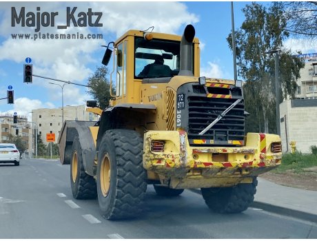 72-971, Volvo L Series Loader