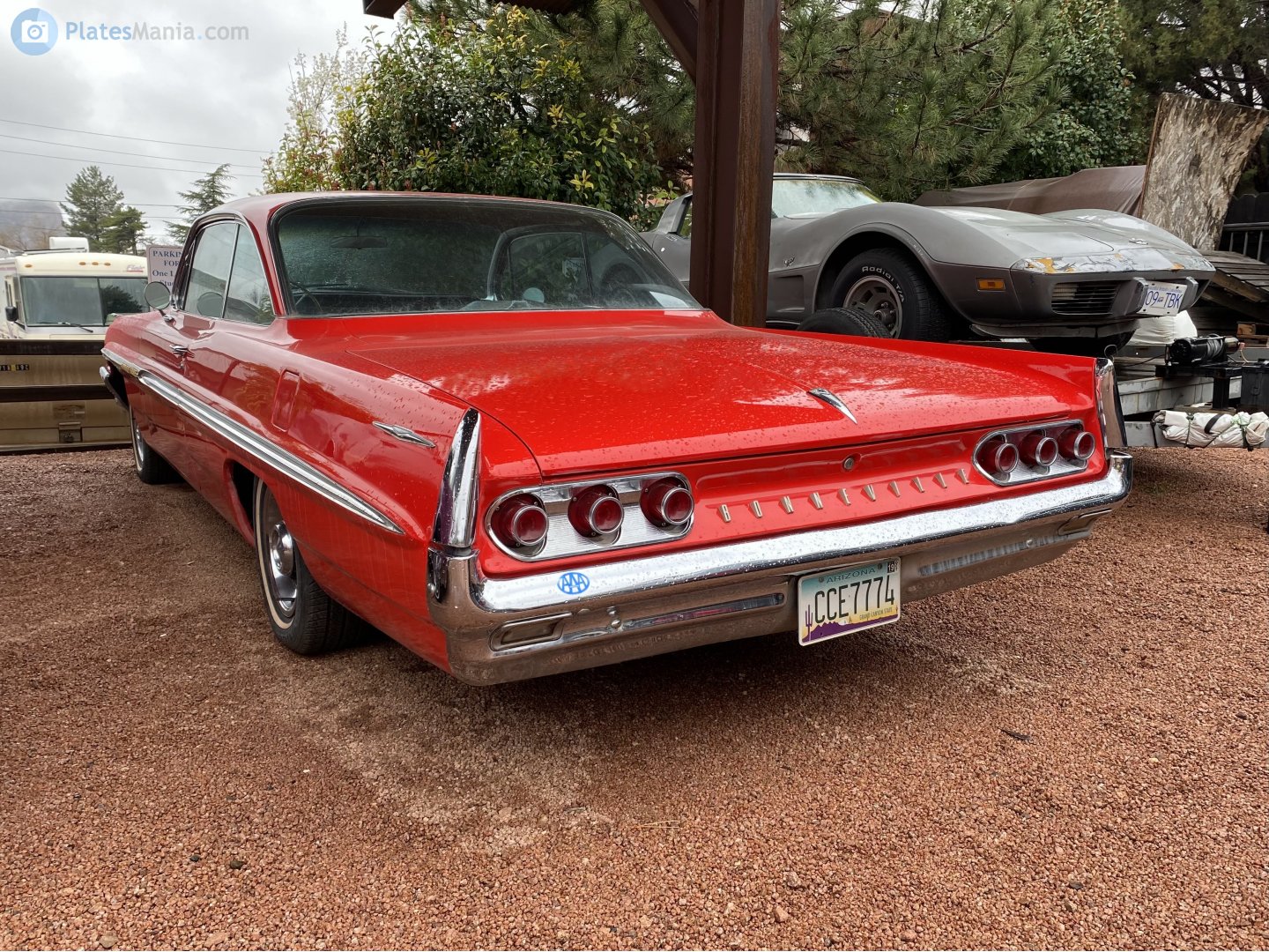 CCE7774, Pontiac Bonneville 3rd gen 1961 2-door Hardtop (2837; B-body), 1960–1961