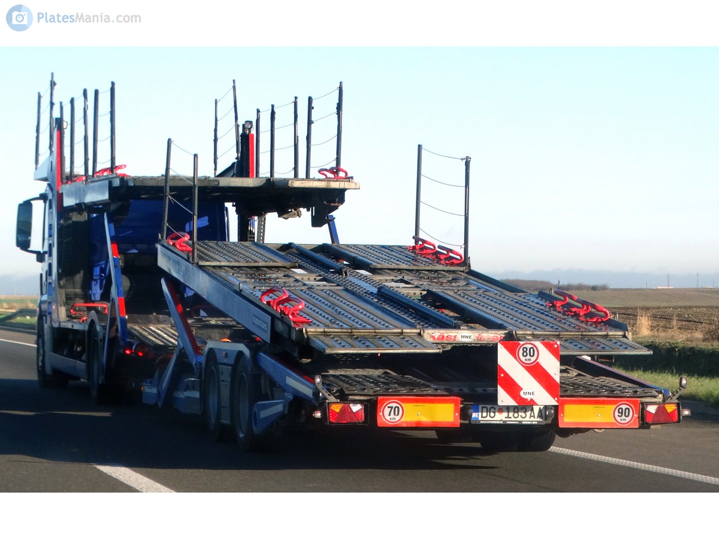 DG 183AA, Kässbohrer Supertrans 