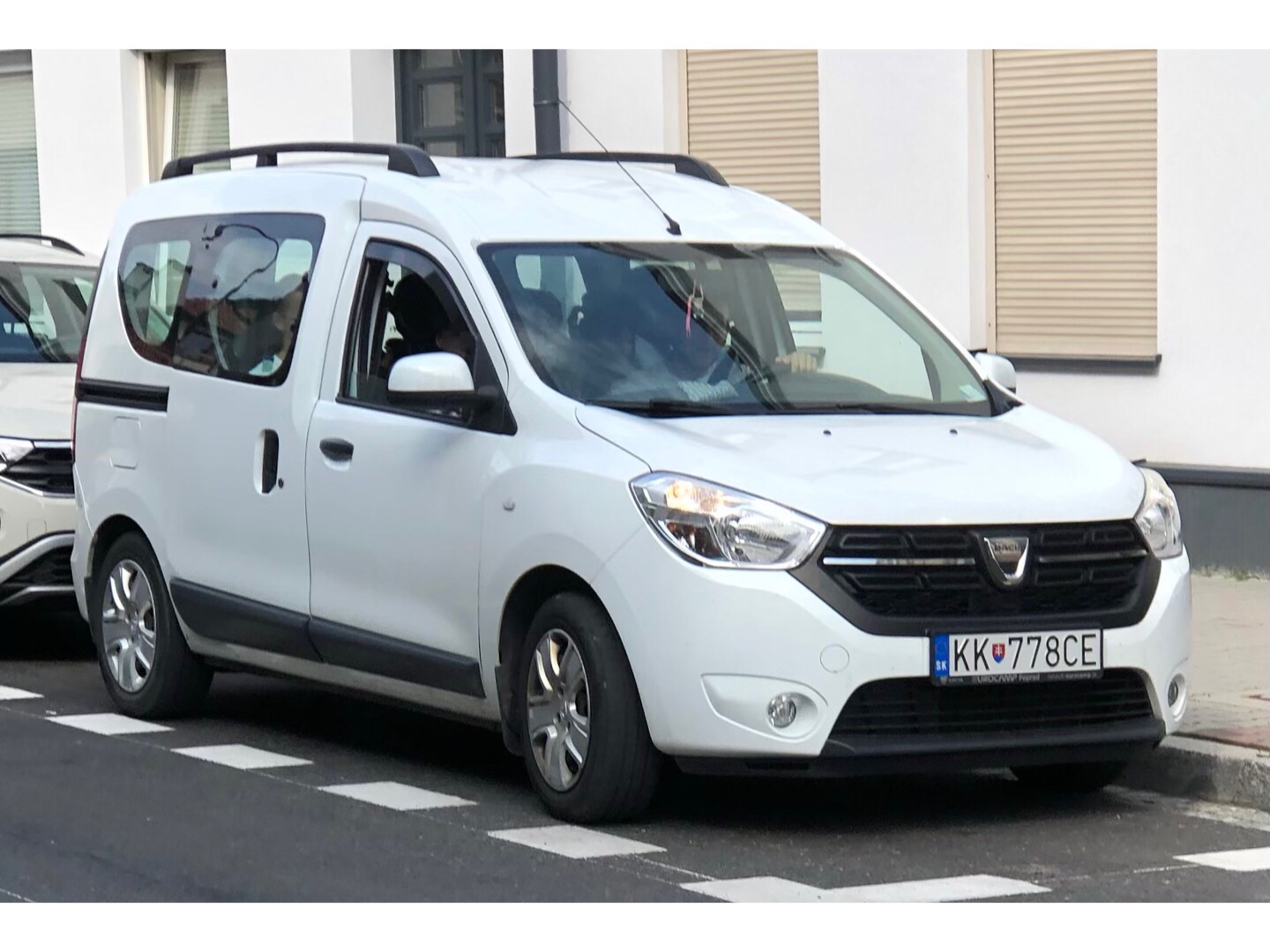 KK-778CE, Dacia Dokker 1st gen MPV (K67), 2012–2021