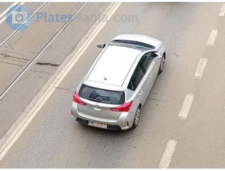 WE 355FF, Toyota Auris