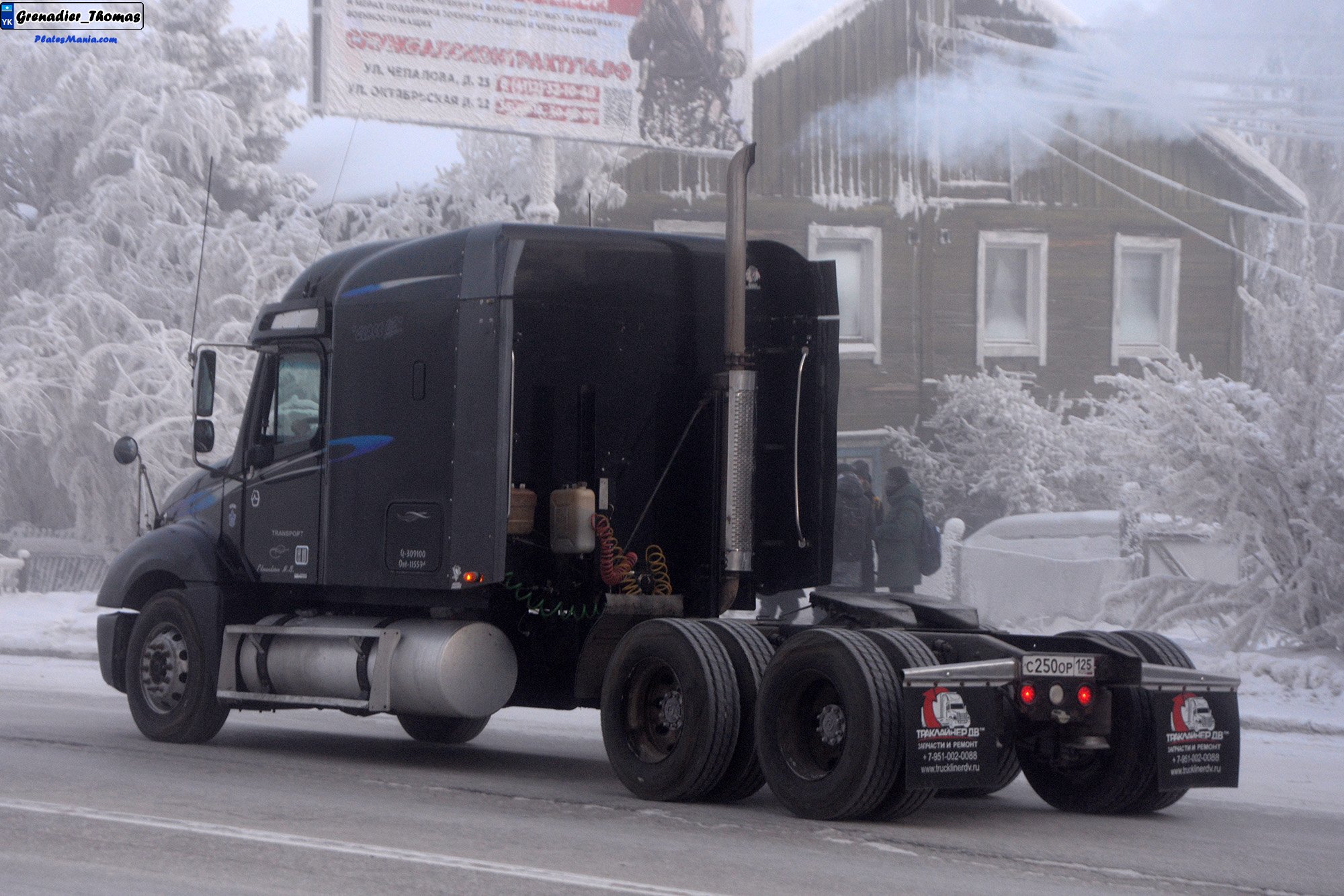 с 250 ор 125, Freightliner Columbia 