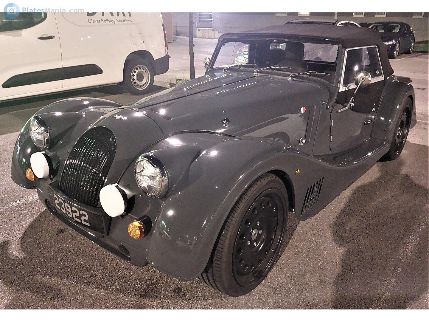 23922, Morgan Plus 4 