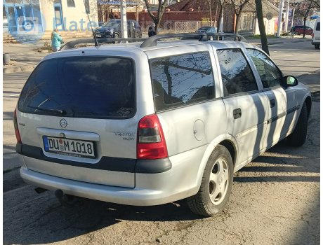 DU M 1018, Opel Vectra