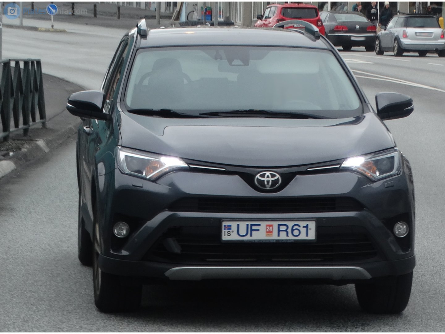 UF R61, Toyota RAV4 4th gen (XA40), facelift, 2015–2019