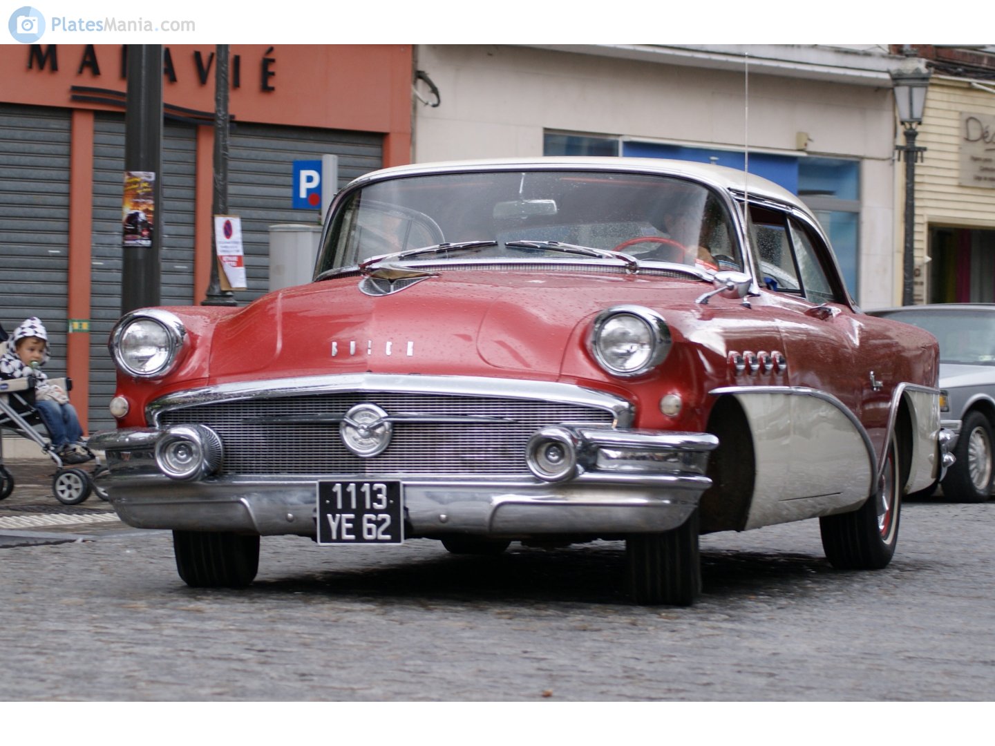 1113 YE 62, Buick Century 2nd gen 4-door Sedan (61; B-body), 2nd facelift, 1955–1956