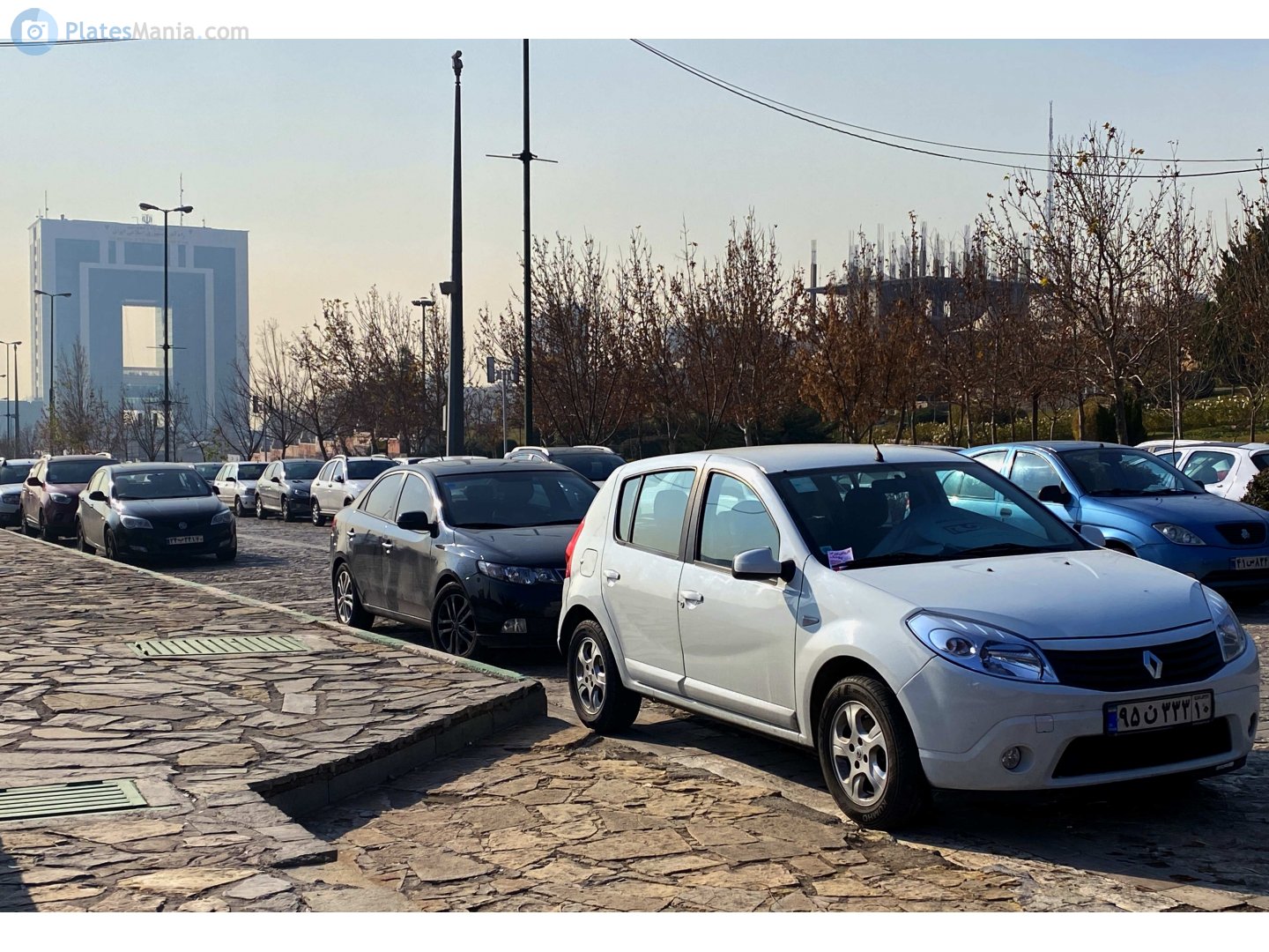 ۹۵ن۳۳۳ ۱۰, Renault Sandero 1st gen (B90), 2007–2014