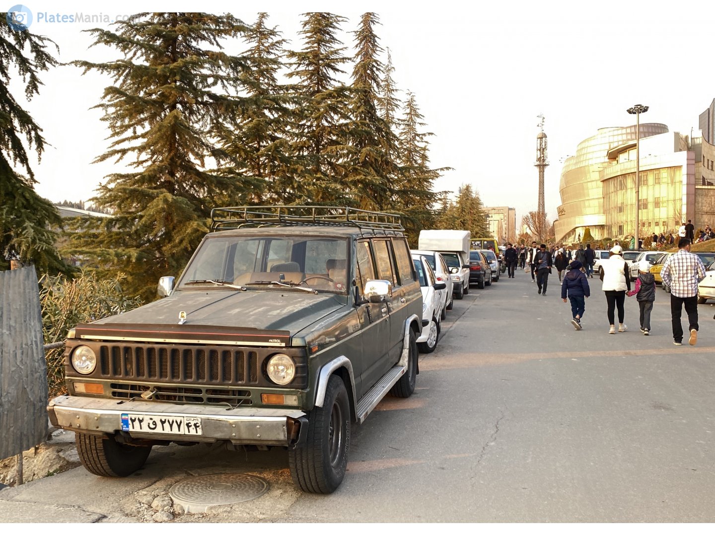 ۲۲ن۲۷۷ ۴۴, Nissan Patrol 3rd gen 5-door SUV (160/260), 1980–2002