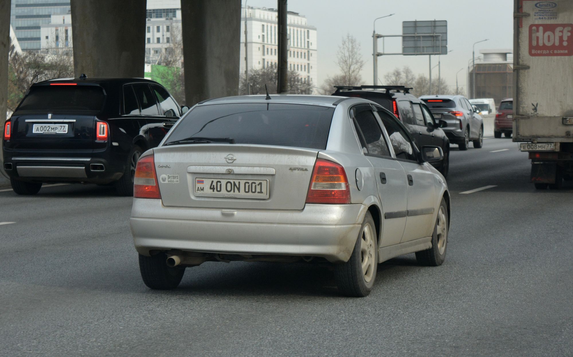 40 ON 001, Opel Astra 2nd gen 5-door Hatch (G; T98), 1998–2009