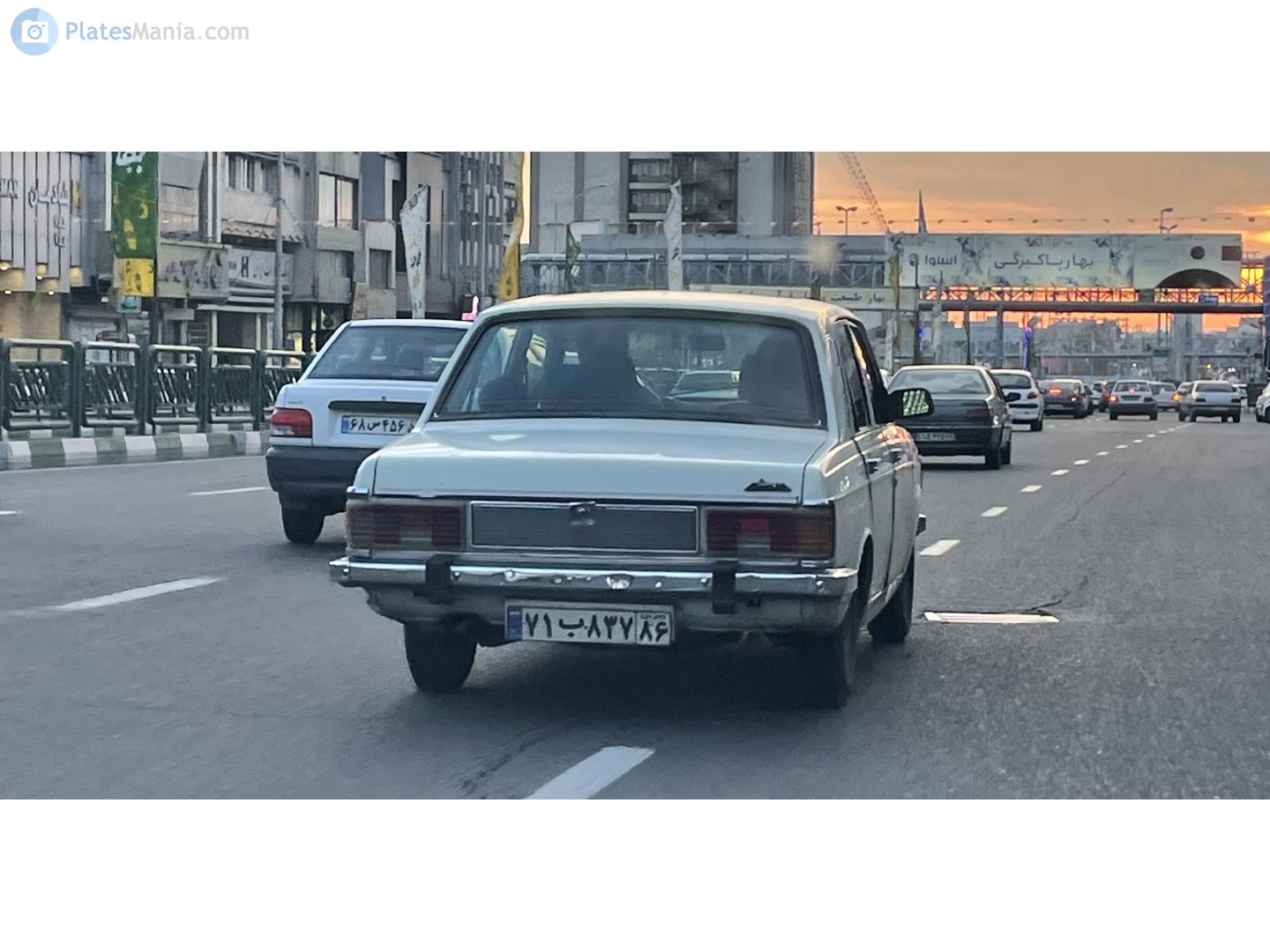 ۷۱ب۸۳۷ ۸۶, Iran Khodro Paykan 1st gen Sedan, 1967–2005