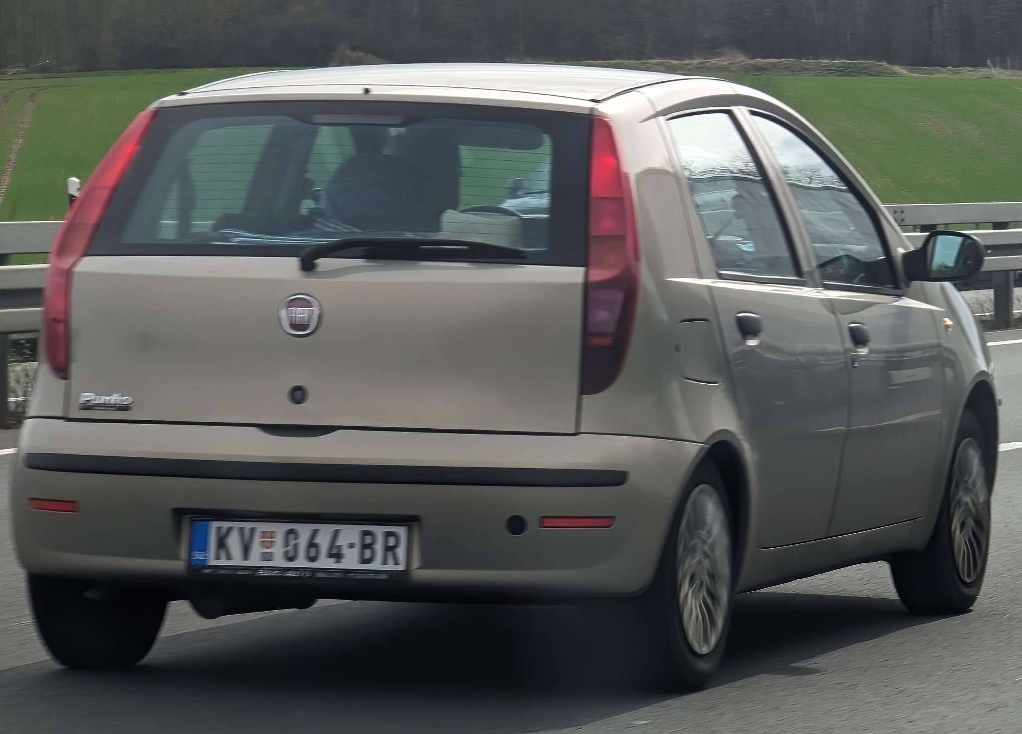 KV 064-BR, FIAT Punto 2nd gen (Classic) 5-door Hatch (188), facelift, 2003–2010