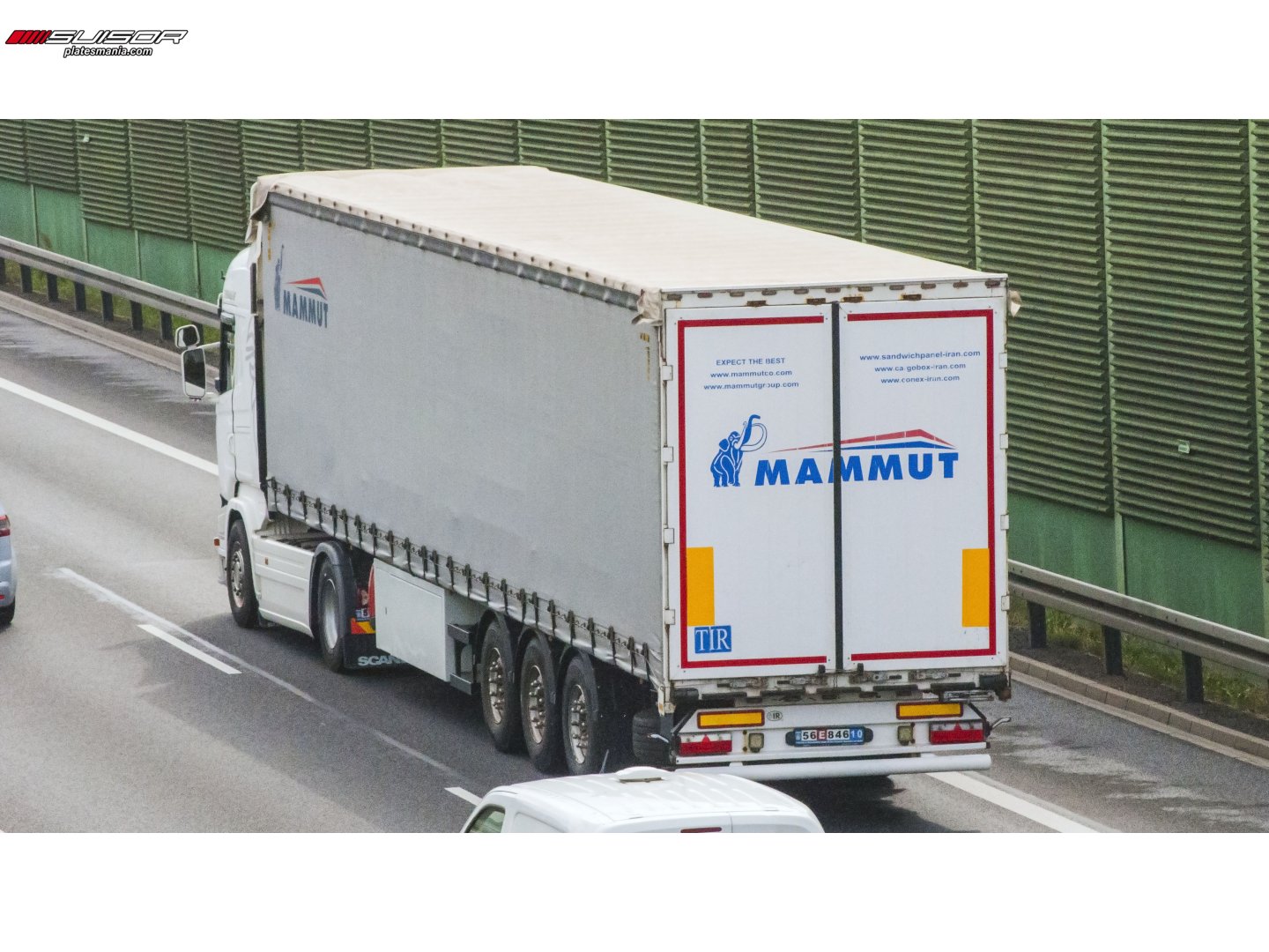56E846 10, Mammut Trailer 