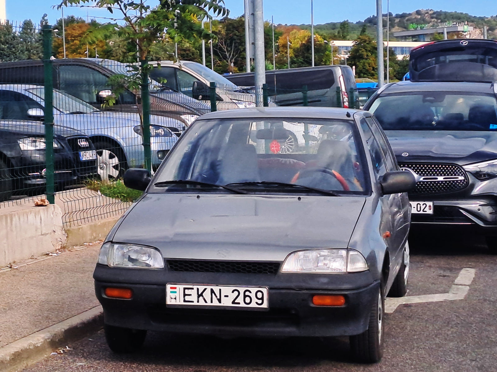 EKN-269, Suzuki Swift 2nd gen 5-door Hatch (SF), 1989–1996