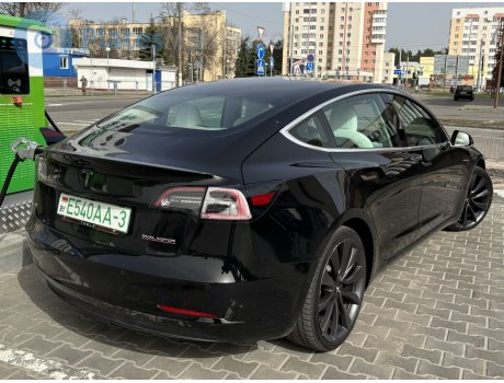 E540 AA-3, Tesla Model 3