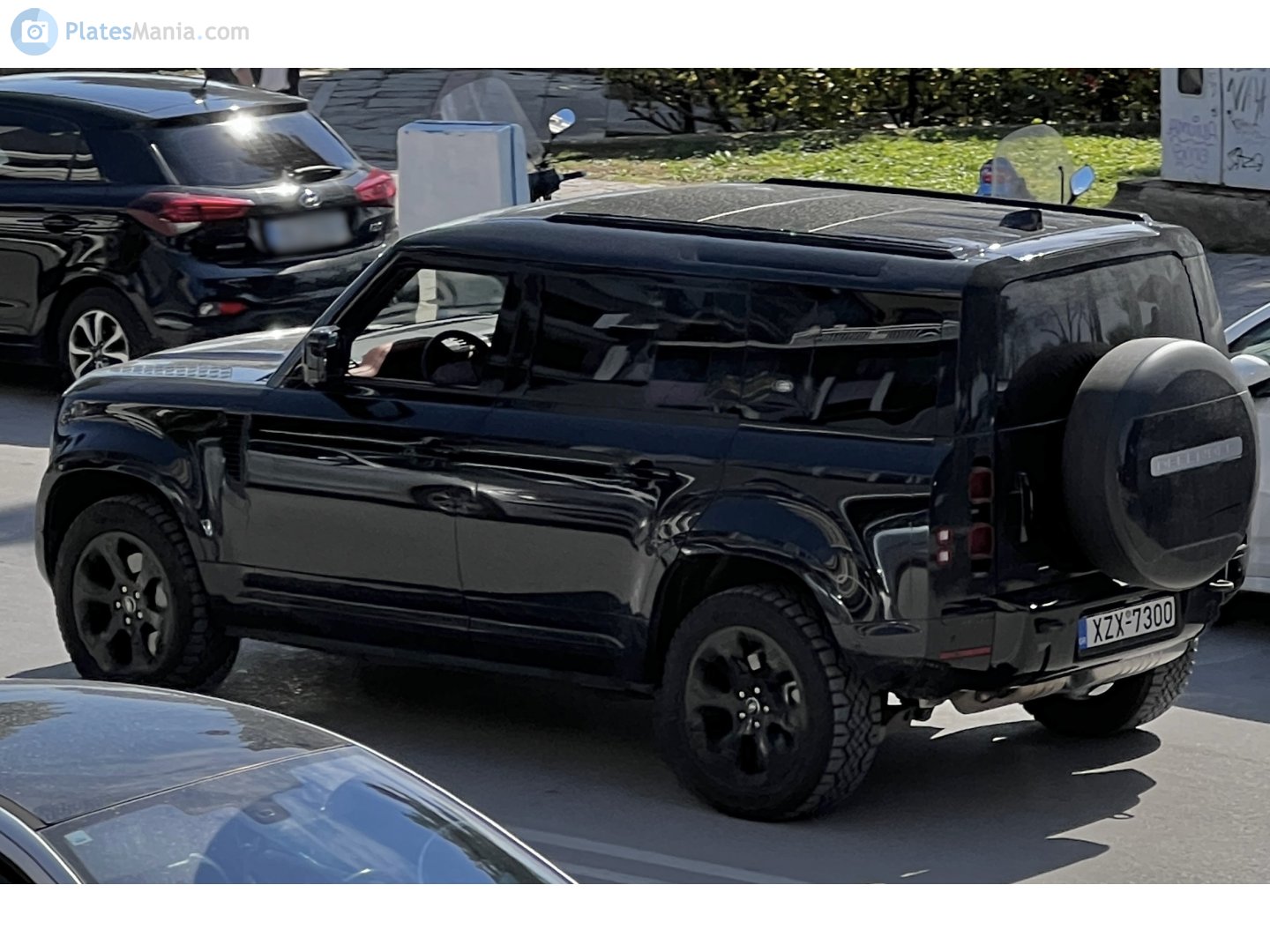 XZX-7300, Land Rover Defender 2nd gen 110