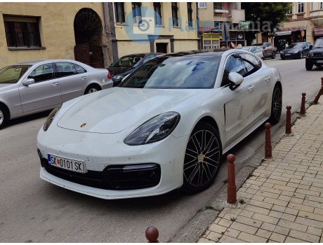 SK 0101 SK, Porsche Panamera